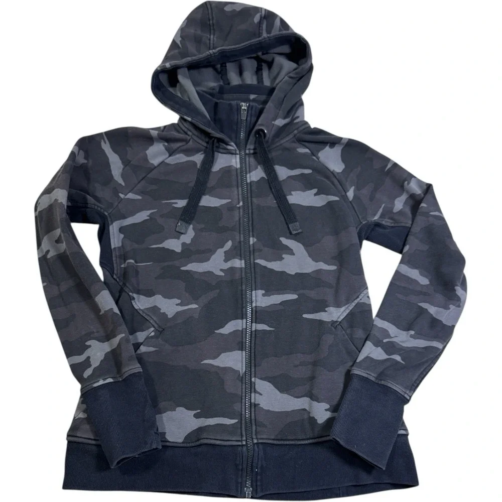 ATHLETA Triumph Printed Hoodie‎ Sweatshirt Black Gray Camo Size Medium